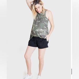 Ingrid & Isabel Maternity Relaxed Black Shorts, Size Large